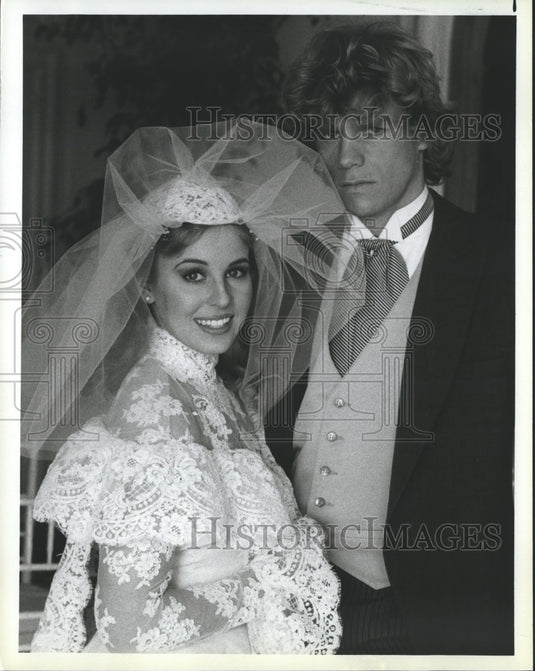 1983, Genie Francis and Al Corley star in "Bare Essence." - mjp13484 - Historic Images