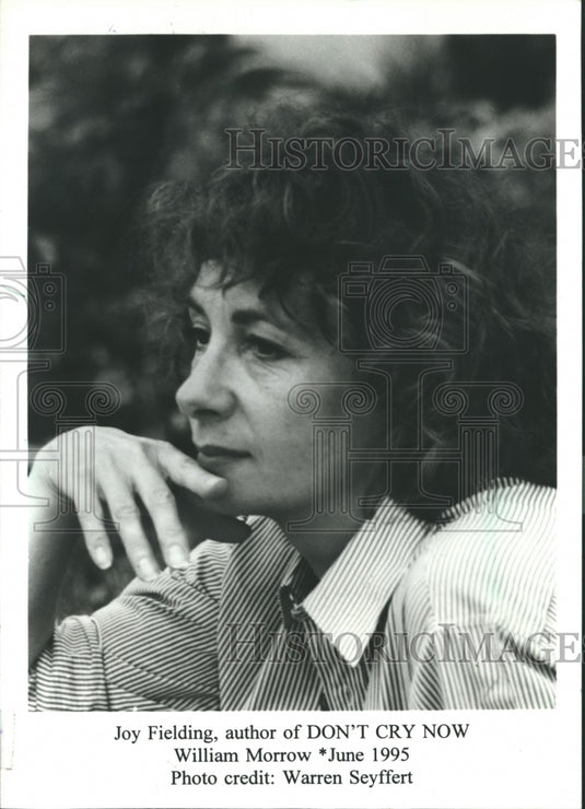 1995, Joy Fielding, author of Don't Cry Now. - mjp13531 - Historic Images