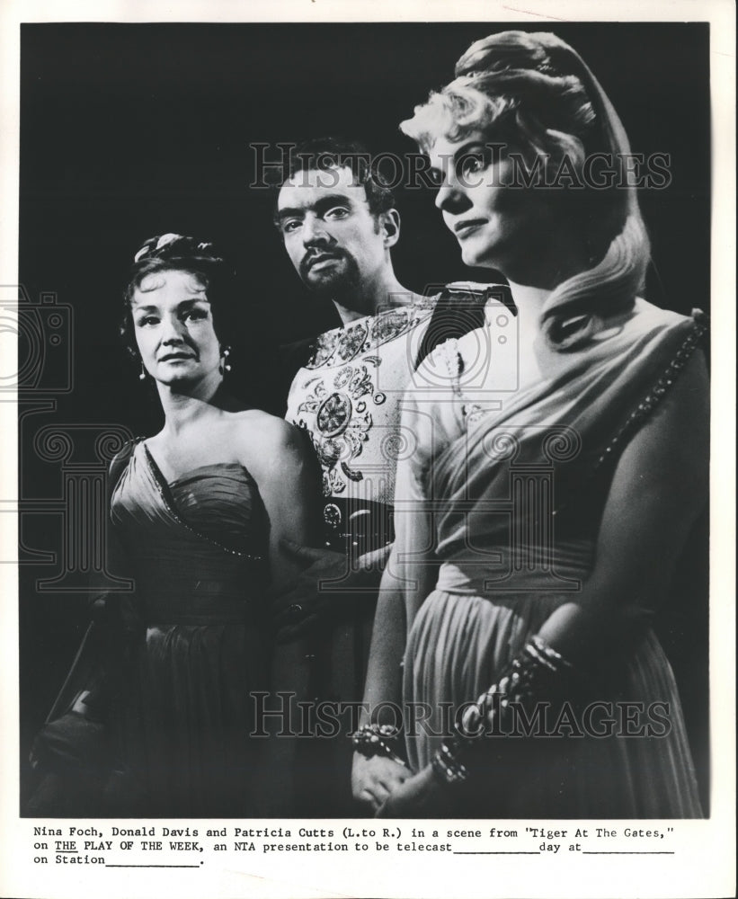 1961, "Tiger At The Gates" star Nina Foch with other co-stars - Historic Images