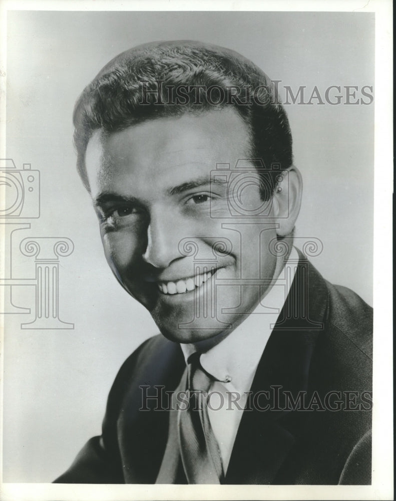 1963 Anthony Franciosa guest-stars on &quot;Call It A Lifetime&quot; - Historic Images