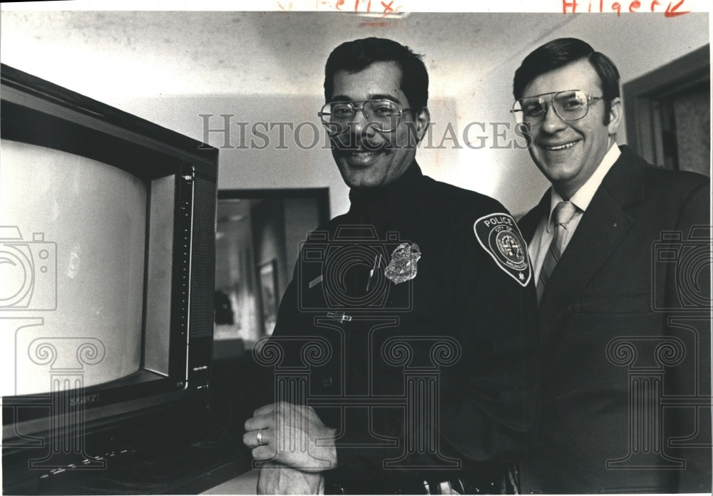 1990, Milwaukee Police officers Steve Hilger, Charles Felix - Historic Images