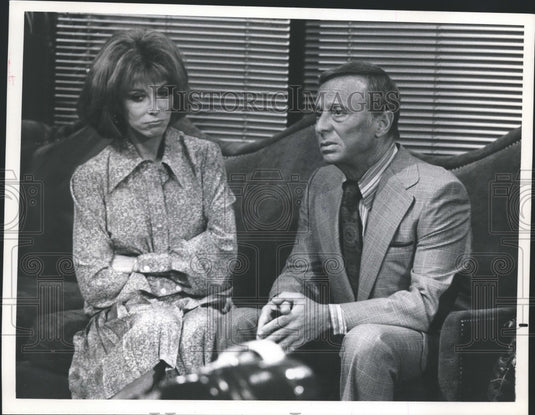 1976, Norman Fell starring on "Lillian's Separation" - mjp14028 - Historic Images