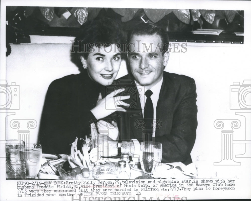 1956 Press Photo Polly Bergen With Freddie Fields At Harwyn Club In Fairfax - Historic Images