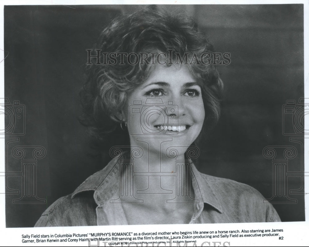 1986 Press Photo actress Sally Field stars in "Murphy's Romance" - mjp14077 - Historic Images