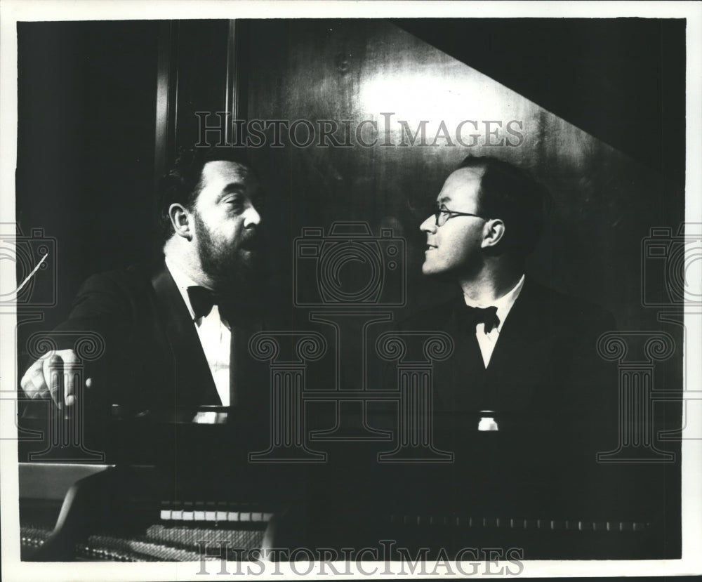 1967, English Piano duo Michael Flanders &amp; Donald Swan-Booth Theatre - Historic Images