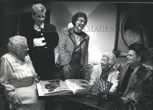1992 Press Photo The early days of the Florentine Opera Club recalled by members - Historic Images