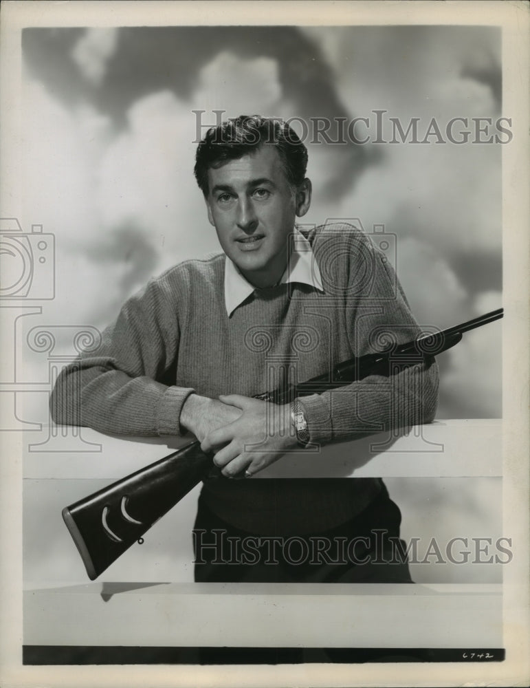1964, Stewart Granger to star in comedy adventure role Soldiers Three - Historic Images