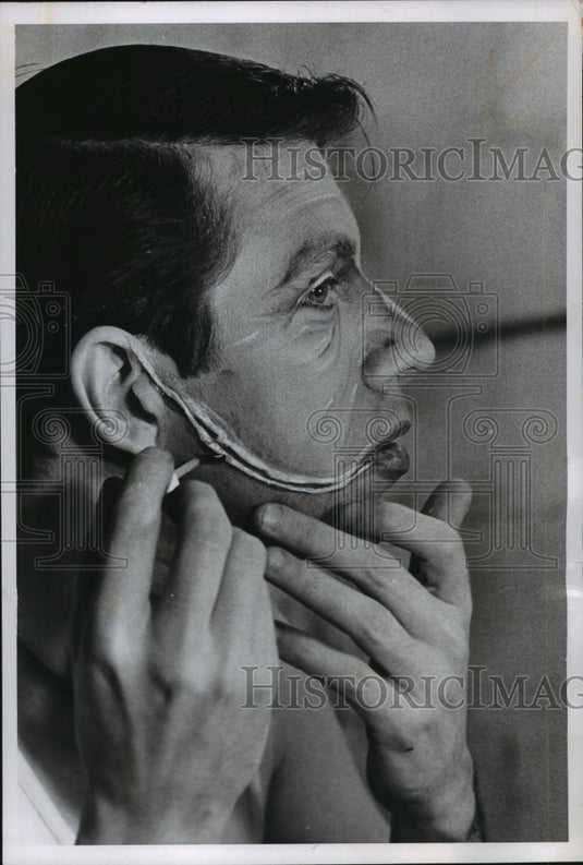 1963, United States actor, William Fredrick as "Dick Deadeye" - Historic Images