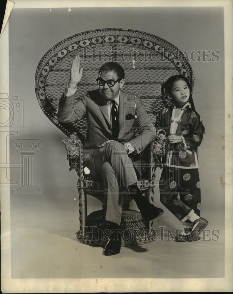 1962, Stan Freberg &amp; Ginny Tiu, The Chun King Chow Mein Hour - Historic Images