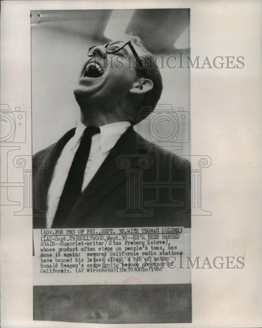 1966, Humorist writer Stan Freberg laughs, Hollywood - mjp14842 - Historic Images