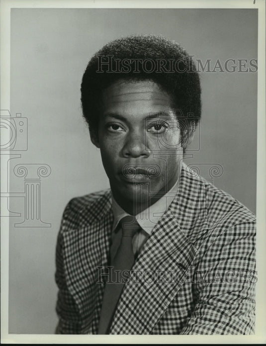 1982, Carl Franklin portrays California detective in McClain's Law - Historic Images