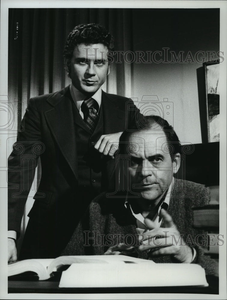 1971, actors Gerald O'Loughlin, Robert Foxworth stars of "Men at Law" - Historic Images