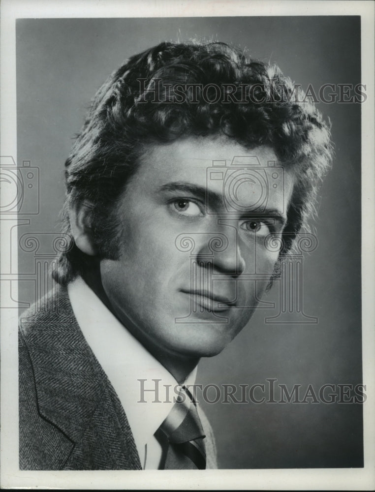 1970 Press Photo Robert Foxworth stars in The Storefront Lawyers, on CBS. - Historic Images
