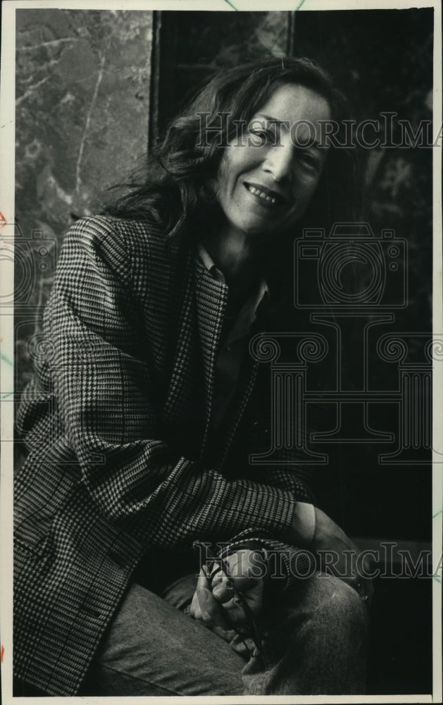 1988 Press Photo Mimmetta Lo Monte, cookbook author in Washington, D.C. - Historic Images