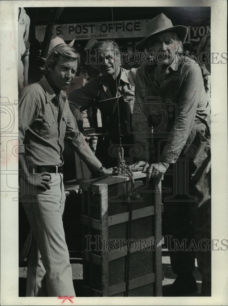 1974 Press Photo James Franciscus stars on Doc Elliot, on ABC. - mjp14997 - Historic Images