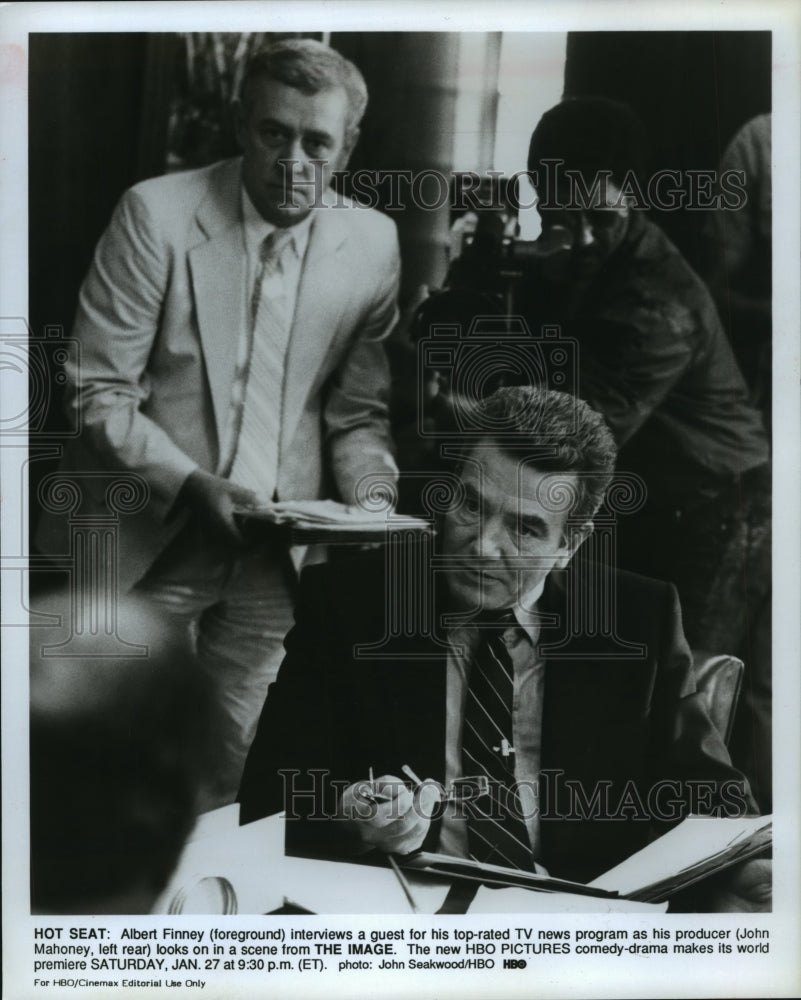 1990, Actors Albert Finney &amp; John Mahoney in &quot;The Image&quot; - mjp15059 - Historic Images