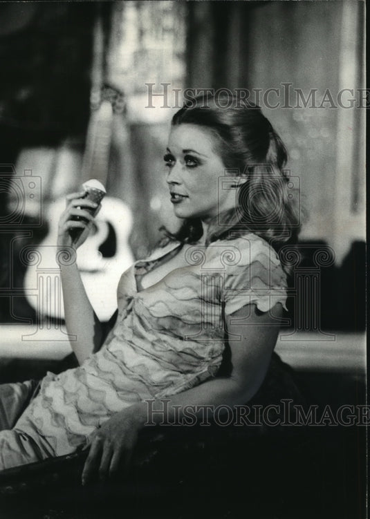 1975 Press Photo Connie Forslund in a scene from Scapino - mjp15073 - Historic Images