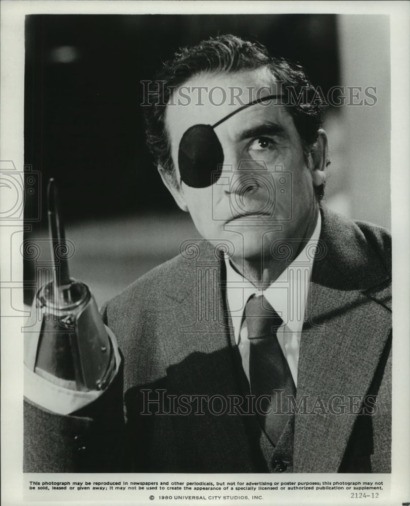 1981, Vittorio Gassman as Nino Salvatore Sebastian in "The Nude Bomb" - Historic Images