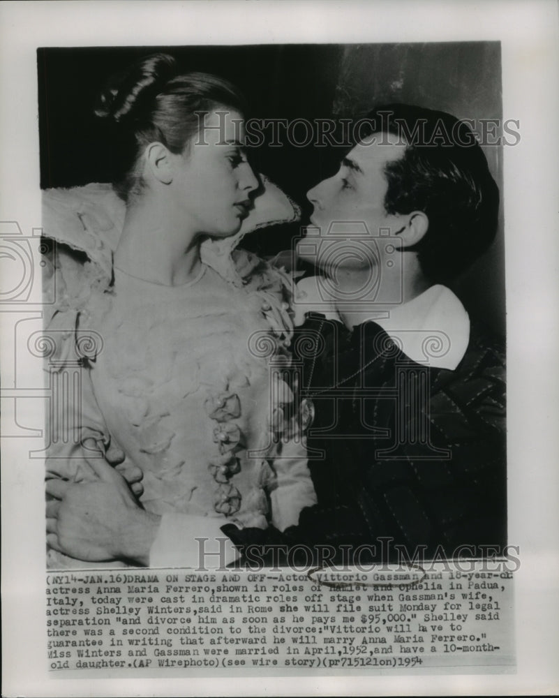 1954, Vittorio Gassman as Hamlet and Anna Maria Ferrero as Ophelia - Historic Images