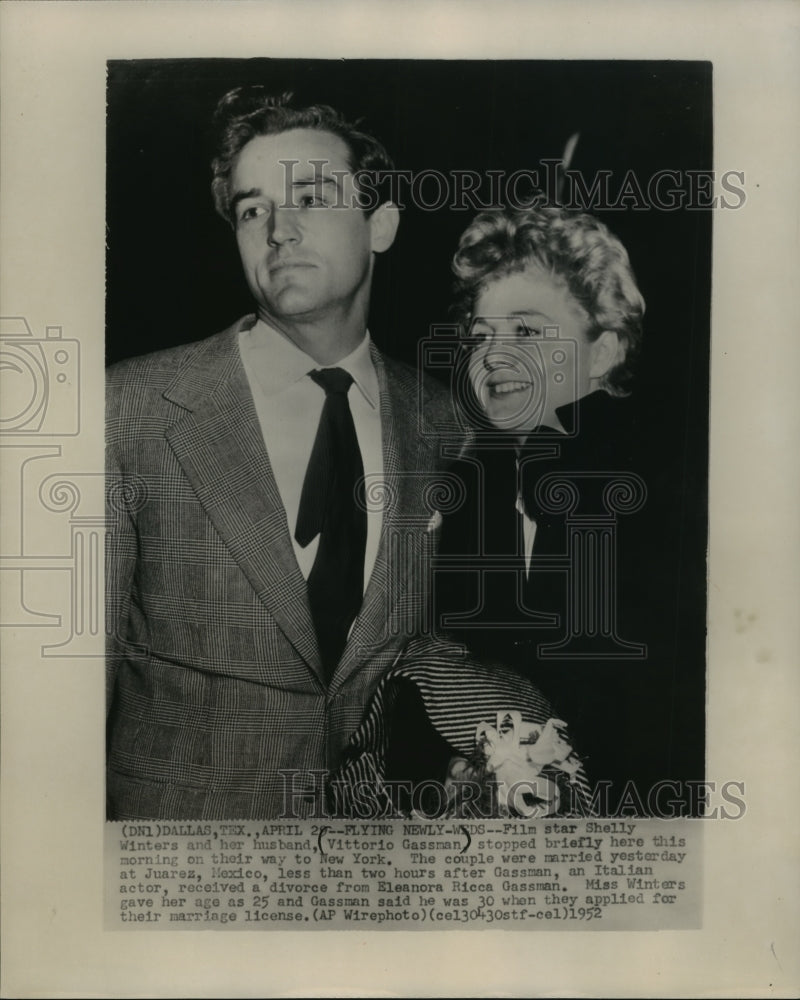 1952, Actor Vittorio Gassman with his wife Shelly Winters, Dallas - Historic Images