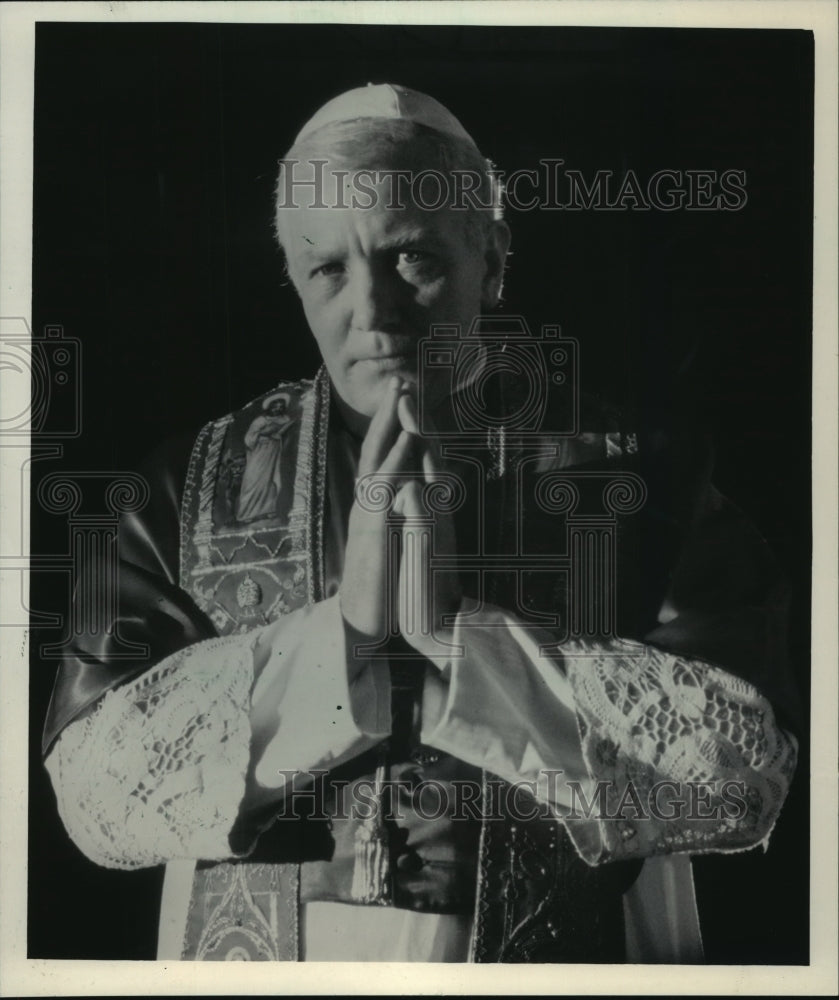 1984, Albert Finney stars as Pope John Paul. - mjp15343 - Historic Images
