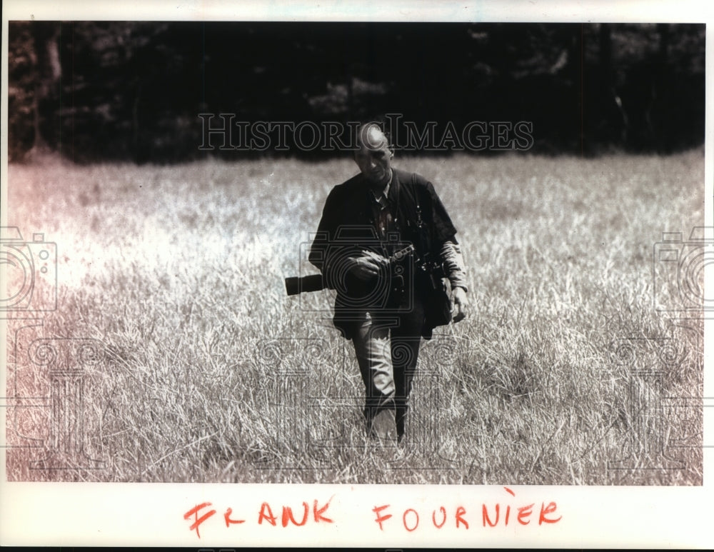 1993, Entertainer Frank Fournier at work - mjp15439 - Historic Images