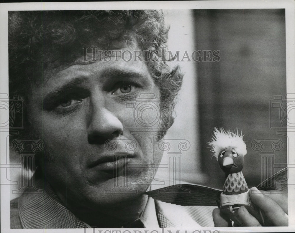 1969, Actor Robert Foxworth in CBS' "Sadbird" - mjp15447 - Historic Images