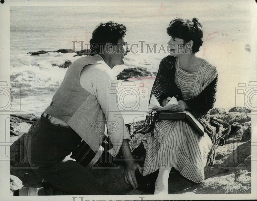 1980, Beach scene from &quot;Portrait of a Rebel&quot; : Margaret Sanger - Historic Images