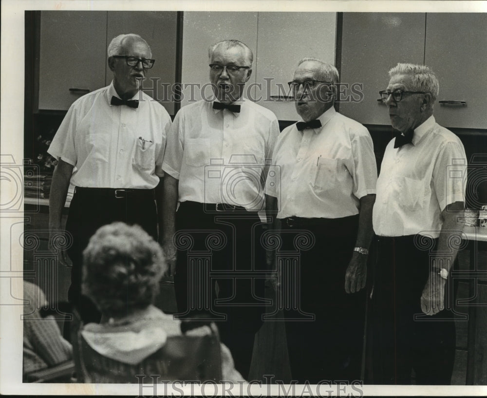 1971 Press Photo The Fox Farm Four singers, Wisconsin - mjp15463 - Historic Images