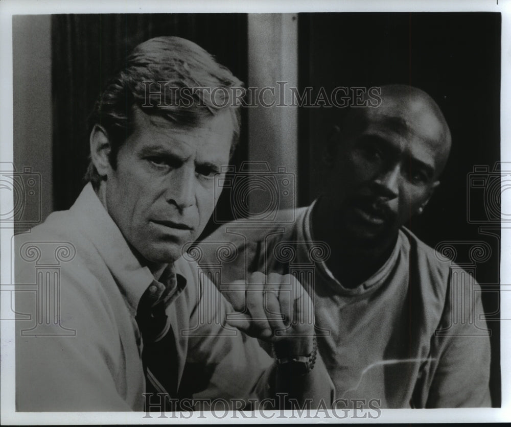 1976, James Franciscus &amp; Lou Gossett star in The Man From Inner Space - Historic Images
