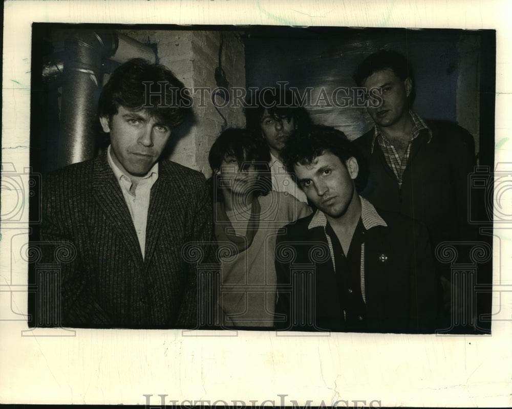 1985 Press Photo Guitarist Mike Hoffman &amp; members of the rock band E.I.E.I.O - Historic Images