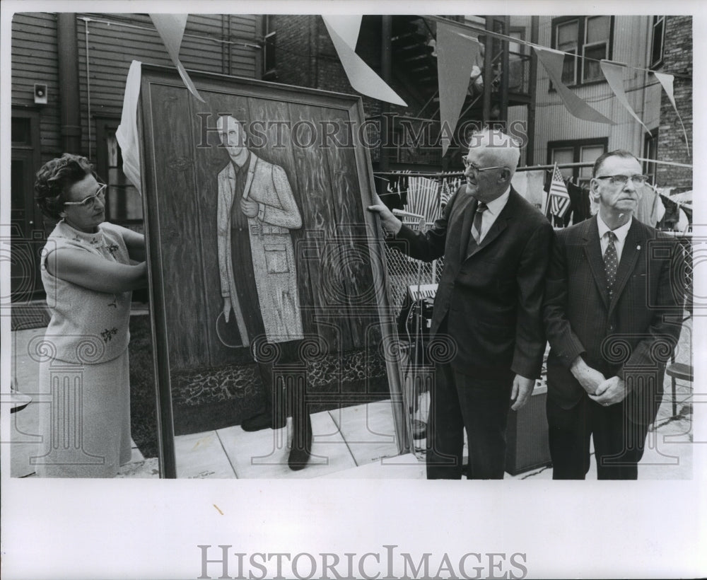 1966, artist Rosella Eannelli unveiled a portrait of Matt Talbot - Historic Images