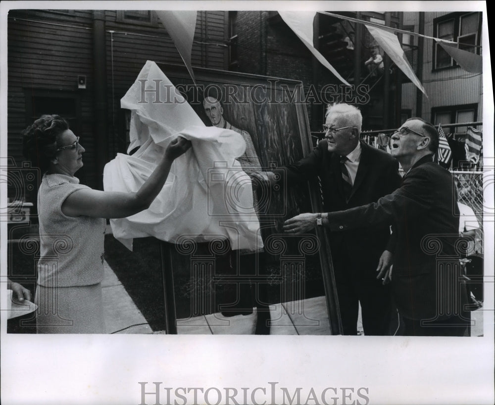 1966, artist Rosella Eannelli unveiled a portrait of Matt Talbot - Historic Images