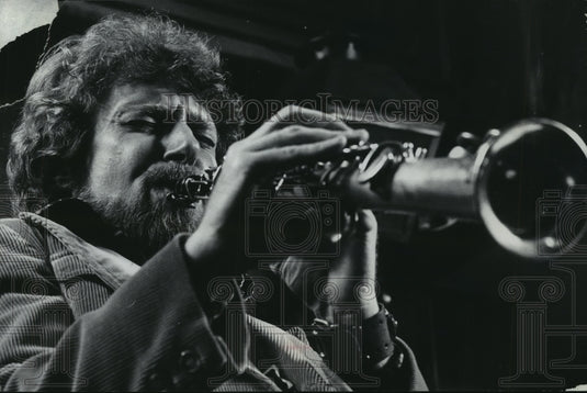 1977 Press Photo Milwaukee Musician Tom Fabre of the Tom Fabre Jazz Machine - Historic Images