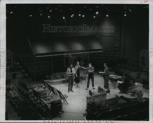 1955 Press Photo A rehearsal in Milwaukee's new arena theater - mjp15584- Historic Images