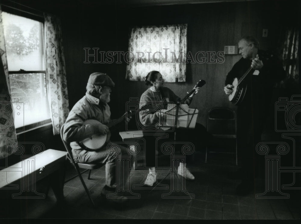 1993, Banjo players warm up before class at Edwards Camp - mjp15588 - Historic Images