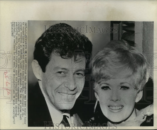 1967, Singer Eddie Fisher & wife actress Connie Stevens, New York - Historic Images