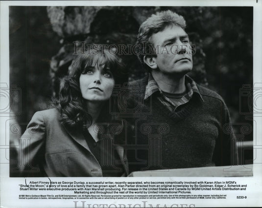 1981 Press Photo Albert Finney & Karen Allen become involved in Shoot the Moon - Historic Images