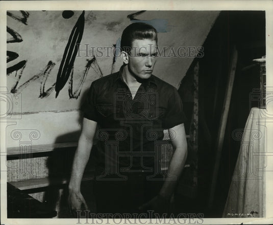 1964, Albert Finney in Night Must Fall - mjp15823 - Historic Images