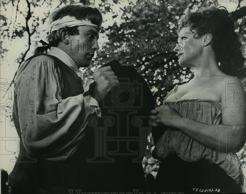 1964, Albert Finney & Joyce Redman star in Tom Jones - mjp15828 - Historic Images