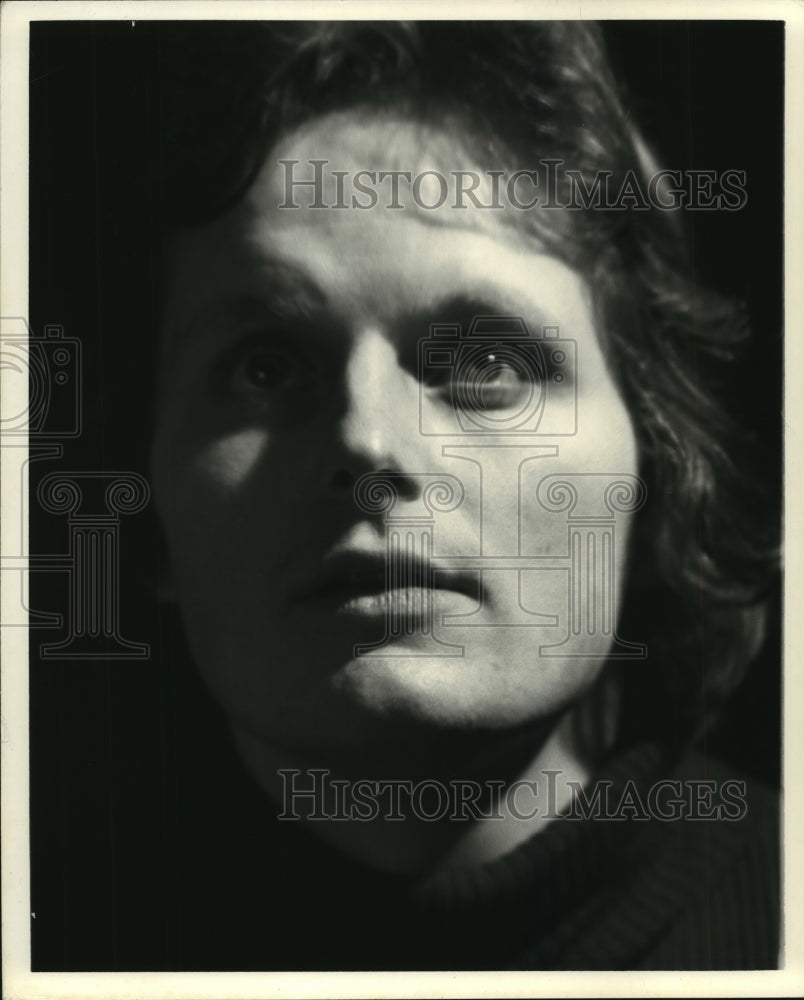 1978 Press Photo Steven Marquart as Lescaut in "Manon". by Florentine Opera Co. - Historic Images