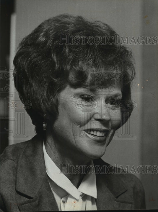 1980 Press Photo Judy Marks, a model, TV personality and now homemaker. - Historic Images