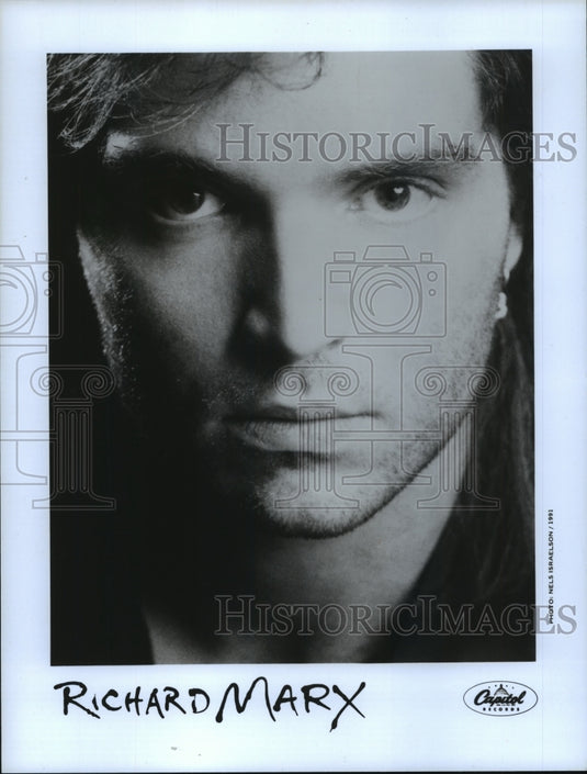 1992 Press Photo Singer Richard Marx performs at the Waukesha County Fair - Historic Images
