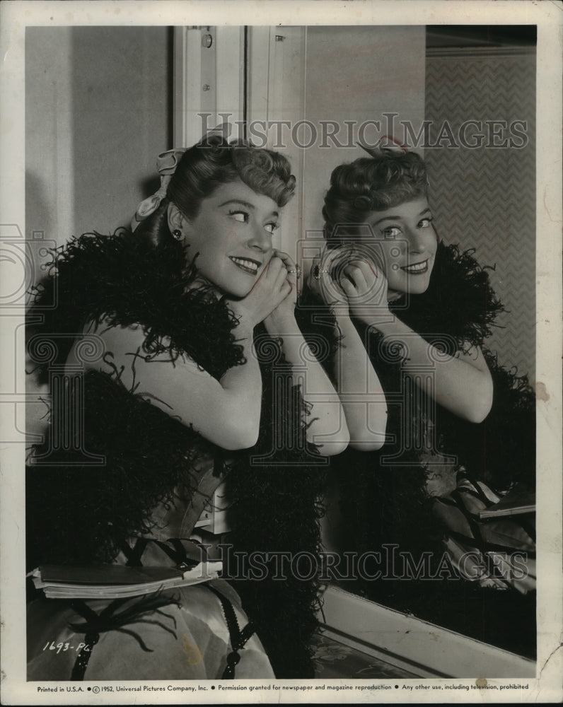 1955 Press Photo Double Image-Actress Mitzi Green reflects on her career- Historic Images