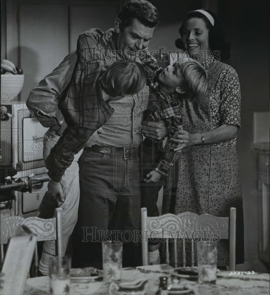 1969, Andy Griffith in movie "Angel in My Pocket" with Lee Meriwether - Historic Images