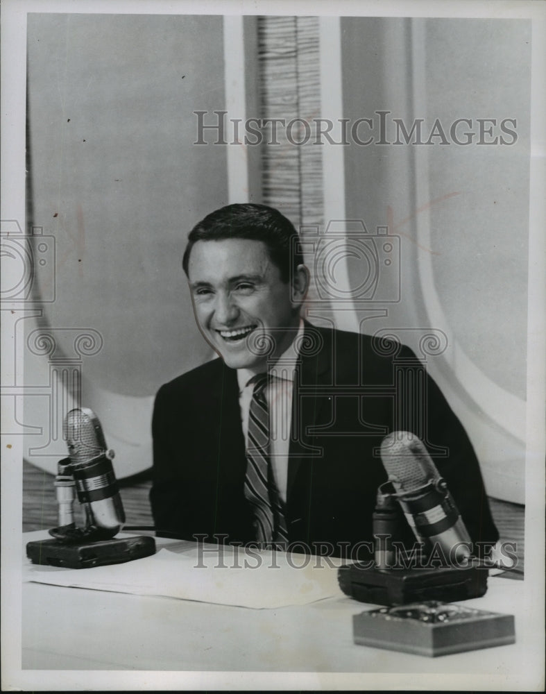 1962, Merv Griffin on his show "The Merv Griffin Show" - mjp15994 - Historic Images