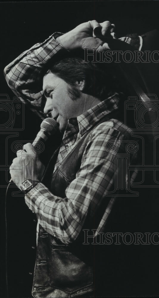 1981, Country singer Mickey Gilley at the Performing Arts Center. - Historic Images