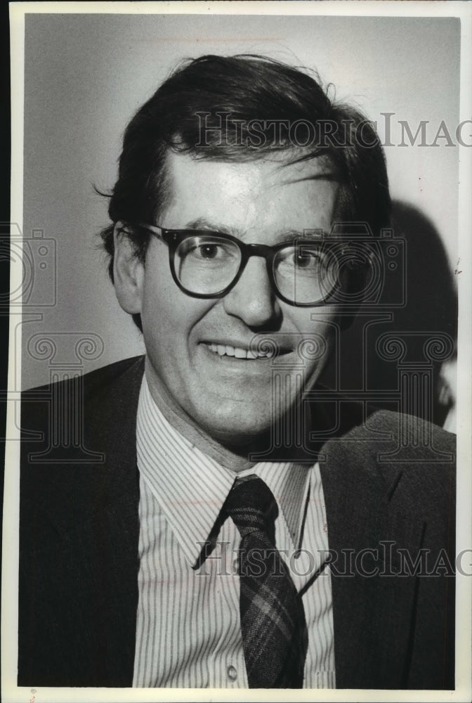 1981, Author George Gilder - mjp16086 - Historic Images