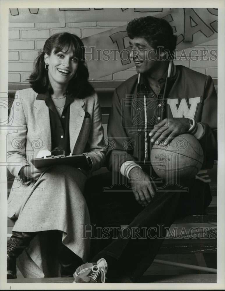 1978 Press Photo Former football superstar Joe Namath stars with Gwynne Gilford. - Historic Images