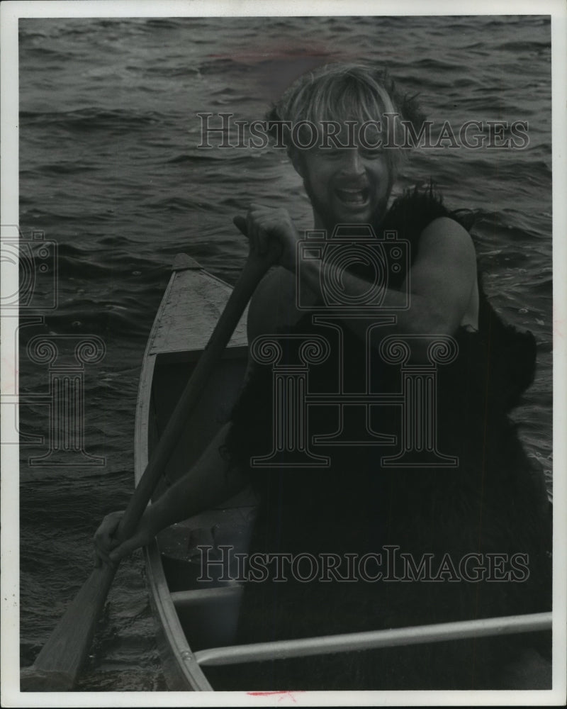 1973, Jonathan Green in rowboat on &quot;Shape Up and Ship Out&quot; - Historic Images